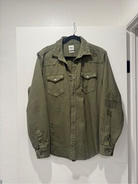 Zara Men’s Olive Green Distressed Overshirt Jacket Relaxed Fit Large